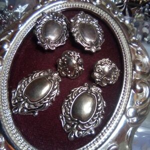 2 pair metal clip on earrings